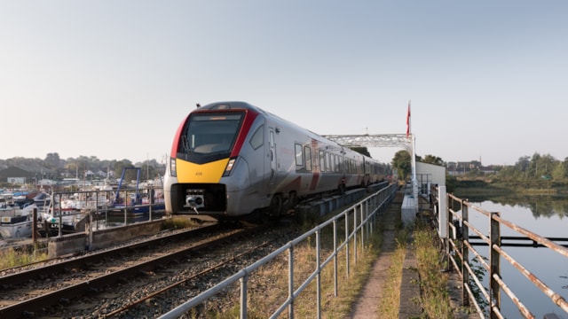 Anglia Swing Bridge GA Train: Anglia Swing Bridge GA Train