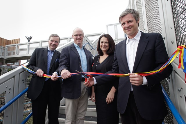 New footbridge opened in North Sheen: North Sheen footbridge opening