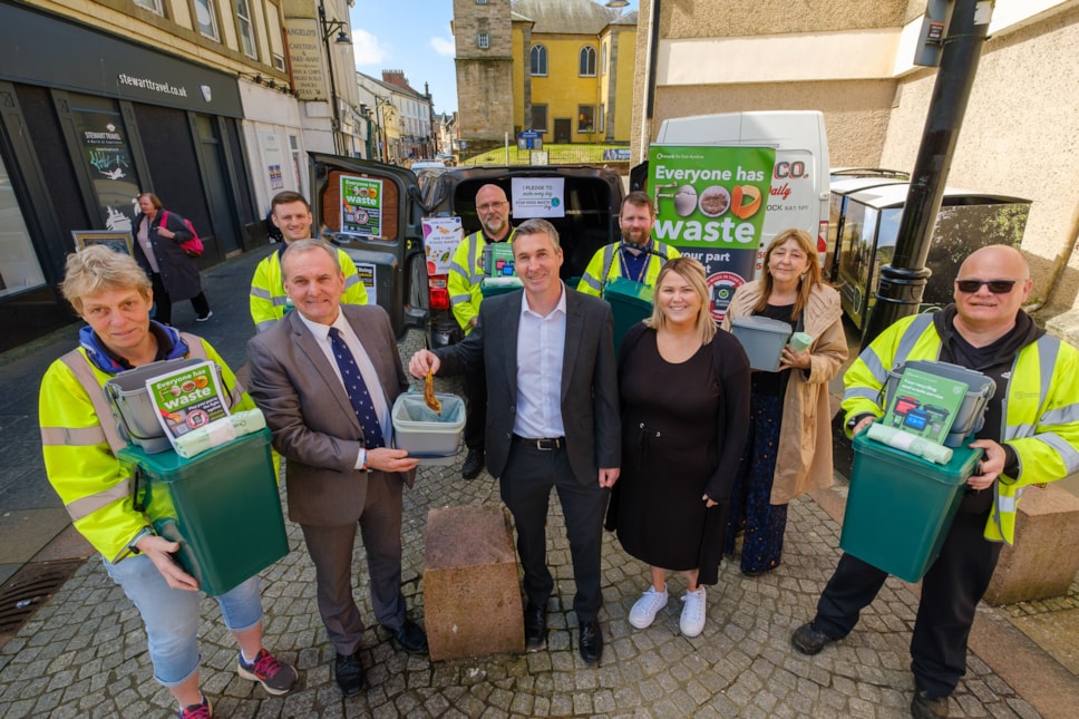Cllr McMahon and Cllr Barton join the Community Waste team for Stop Food Waste Day