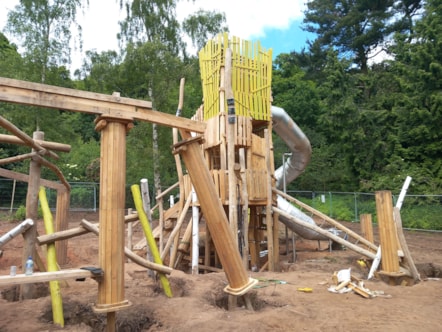 Himley play area nears completion (3)