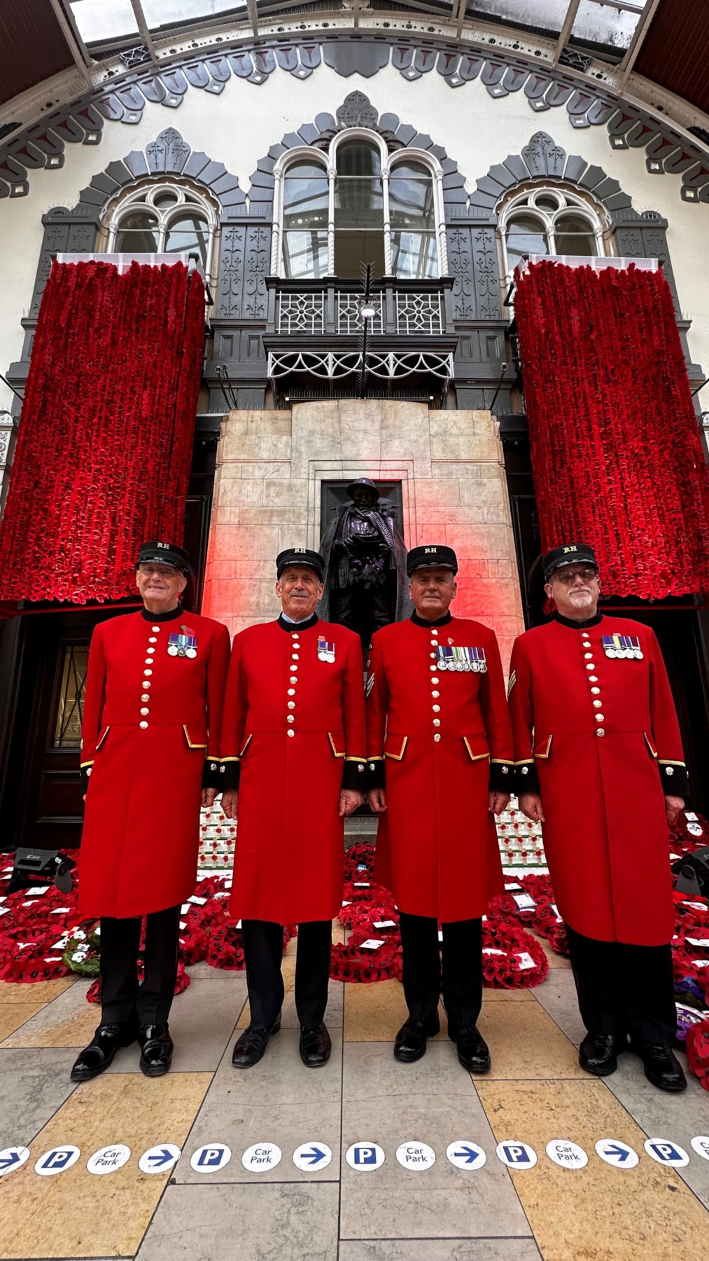 Chelsea Pensioners Poppies to Paddington