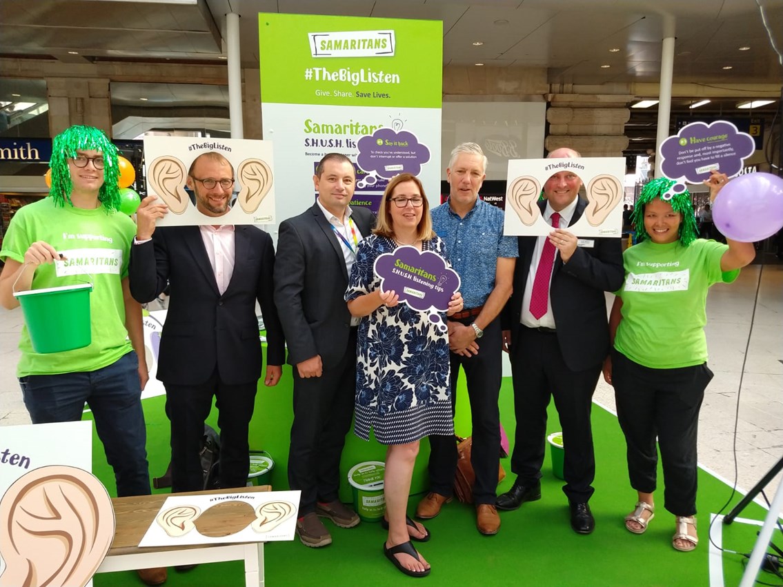 Samaritans Big Listen Waterloo: Paul Plummer, Jason Bridges, Ruth Sutherland, Ian Stevens, Andy Mellors with Samaritans volunteers