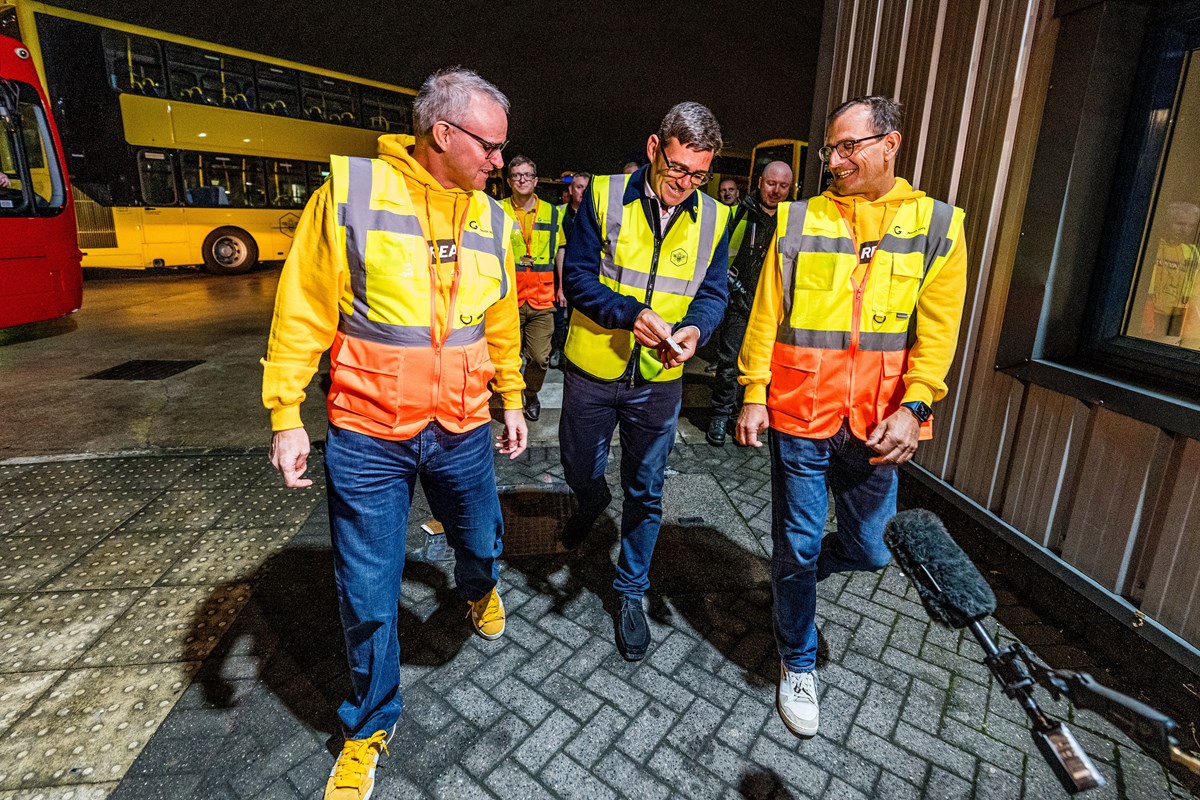 Andy Burnham, the Mayor of Greater Manchester, visits Go-Ahead's Bolton bus depot as the first Bee Network franchised buses began running in the city on Sunday morning.
Left to right: Nigel Featham, Managing Director, Go North West; Andy Burnham, Mayor of Greater Manchester; Christian Schreyer, CEO,