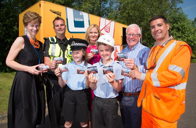 Stirling safety bus 1: Network Rail’s Lesley Anne Cain, BTP’s  Derek Jackson, Elli Watkins (11yr old pupil), Cornton Primary head teacher Gail MacLean, Jake Maguire (11yr old pupil), Bruce Crawford MSP and Ben Manus, also Network Rail, in front of the safety bus.