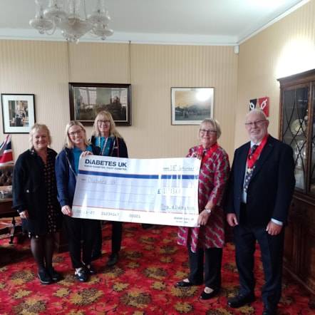 The former Mayor of Dudley Cllr Hilary Bills with members of Diabetes UK