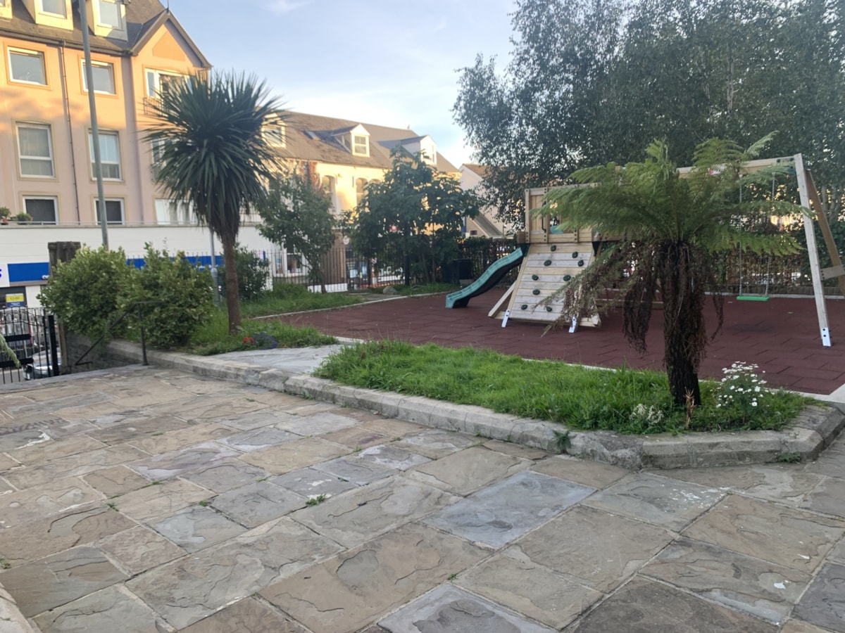 Swansea Mosque - Outside Area 1