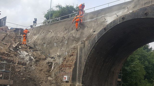 Barrow upon Soar bridge to reopen in early 2017: Barrow upon Soar Bridge