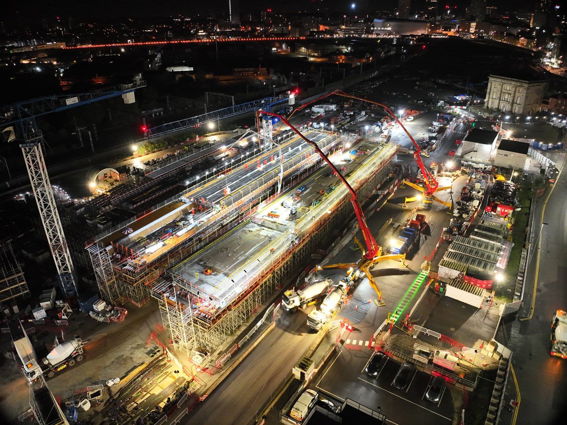 Night time concrete poured for Curzon 3 Viaduct decks