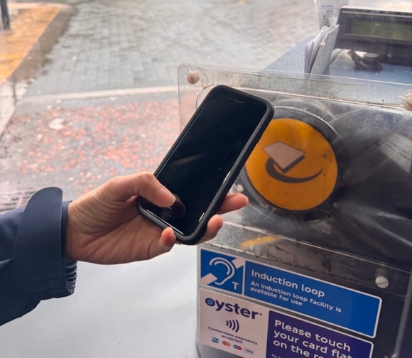 TfL Image - Bus Reader