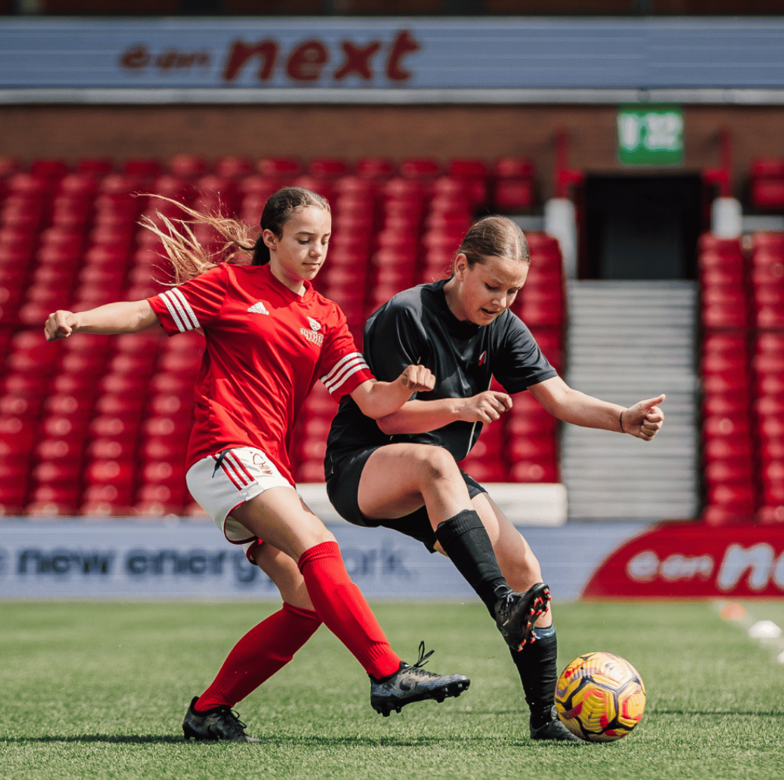2 – PLAY ON THE PITCH – IMAGE 2