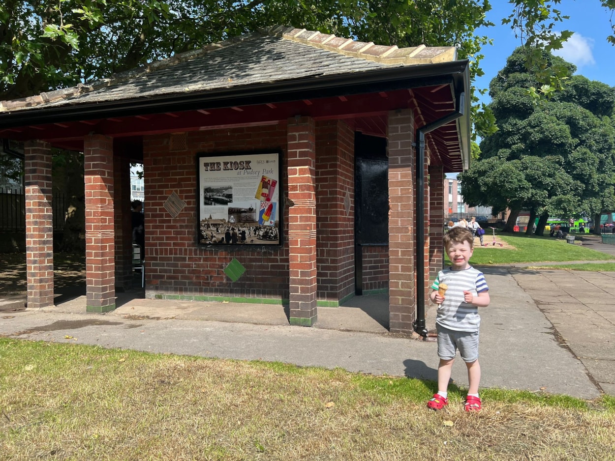 Pudsey Park kiosk: Serving up hot and cold drinks, ice cream, cakes, sandwiches, pastries and confectionary, the kiosk has always been very popular with park goers and those passing by.

Pudsey Park and the kiosk were originally opened to the public in April 1928 by the Duke and Duchess of York, later to become King George VI and Queen Elizabeth.