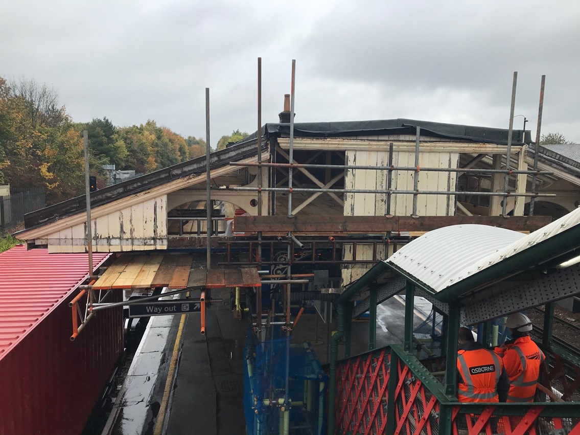 St Denys station to get new platform roofs: St Denys platform canopy - main pic