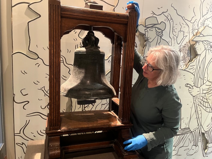 Coloured Cloth Hall bell: Also on display is the impressive bell which once hung in Leeds’s Coloured Cloth Hall in 1758.

Once the largest building in Georgian Leeds, the building was used as offices and housed the Council Chamber of the Trustees.

In 1889 the Leeds Corporation paid £66,000 for the hall to clear it and make way for what is today City Square and the General Post Office building.