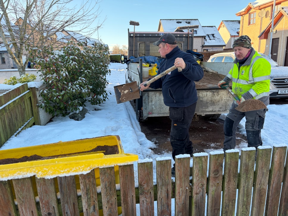 Housing colleagues help refill grit bins