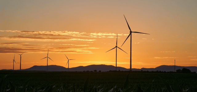 A group of wind turbines, credit Pixabay-2