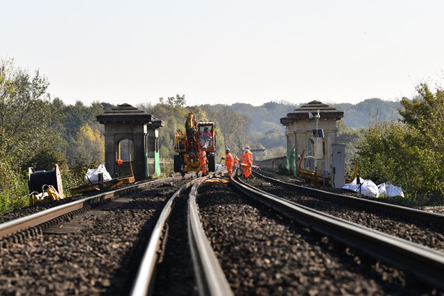 Brighton Mainline Upgrade Ouse Valley Oct 10  (4)