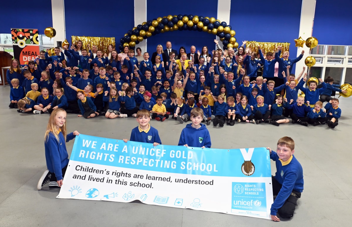 Dalmellington Primary School celebrate their Gold Rights Respecting Award