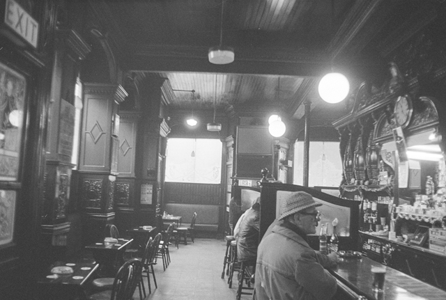 The Old Toll Bar, Glasgow - 1982: SC 1848644