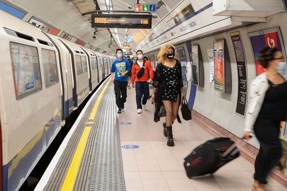 TfL Press Release - TfL issues travel advice and reminds customers that face coverings must continue to be worn on its services from Monday 19 July: Passengers on Picadilly line wearing face coverings