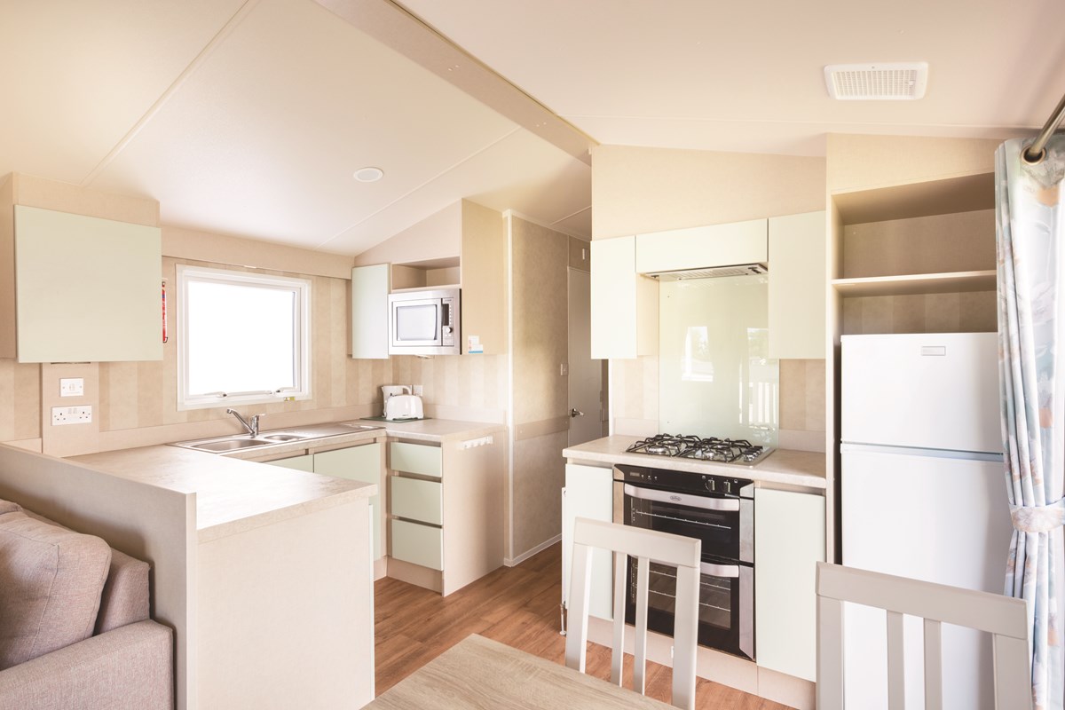 Silver grade caravan - kitchen