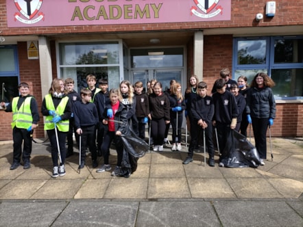 Lunchtime litter pickers