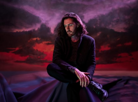 230115 JJ HOZIER Sky 00289 3703JJ D