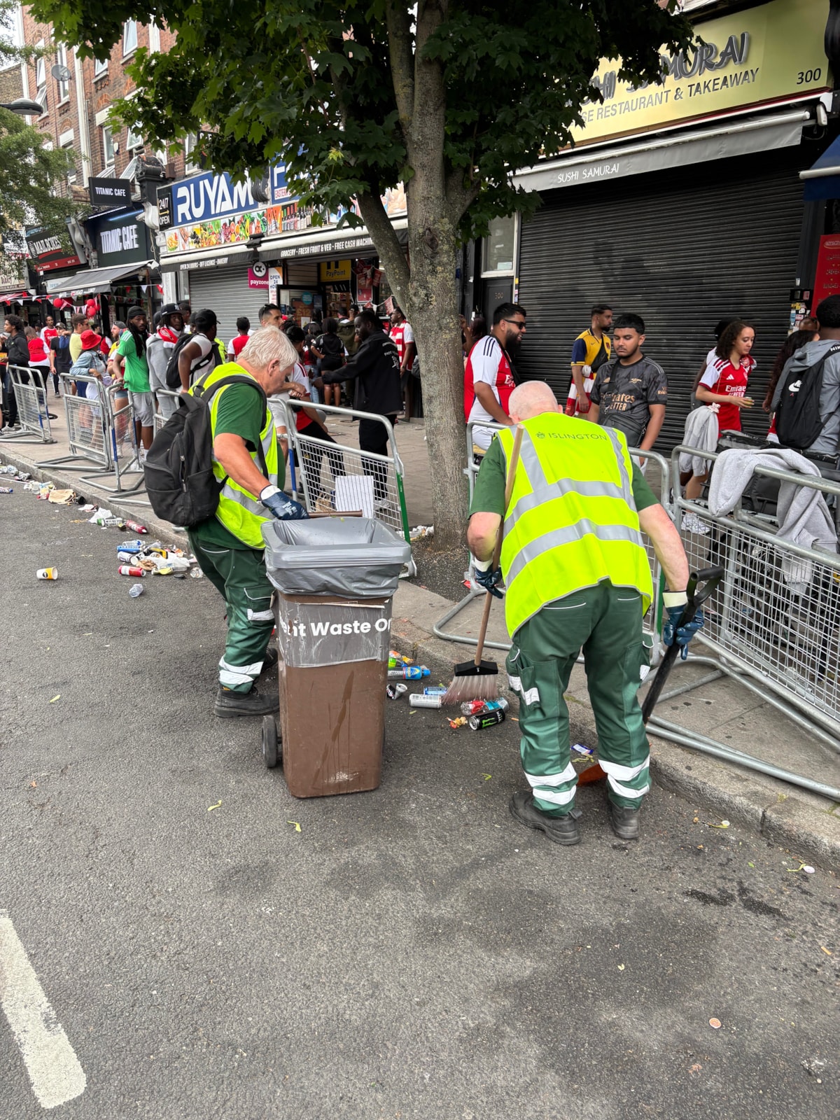Arsenal Parade 6