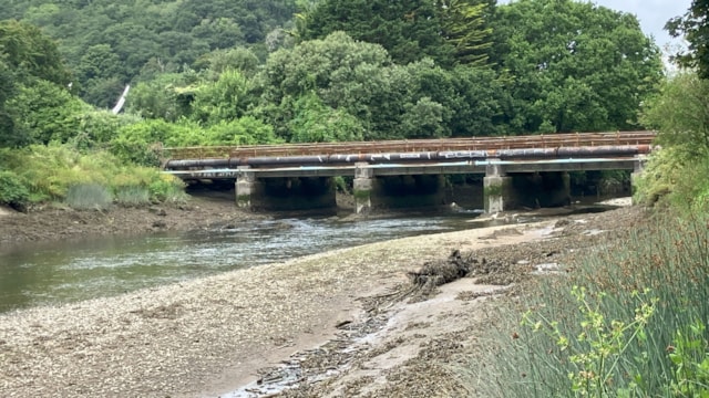 Passengers urged to plan ahead as River Plym bridge gets major upgrade to support growing rail traffic: River Plym UB 2