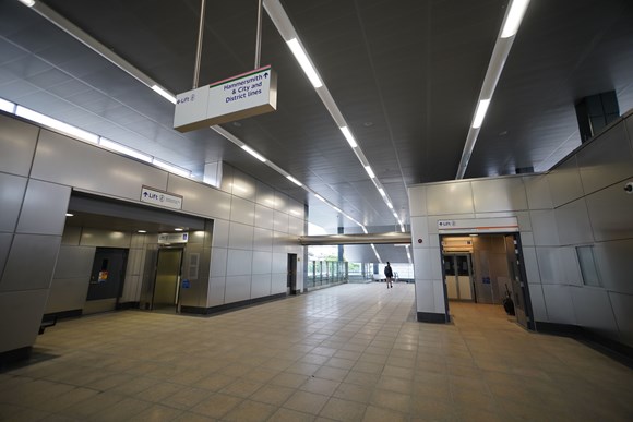 TfL Image - Whitechapel 7