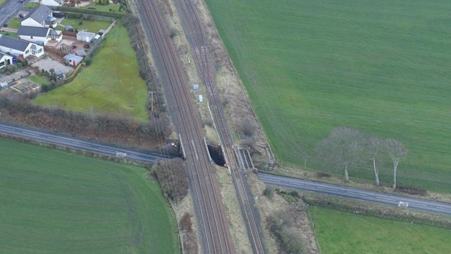 Network Rail on track to refurbish Mauchline bridges: Adjacent rail bridges over Ayr Road, Mauchline set for refurbishment