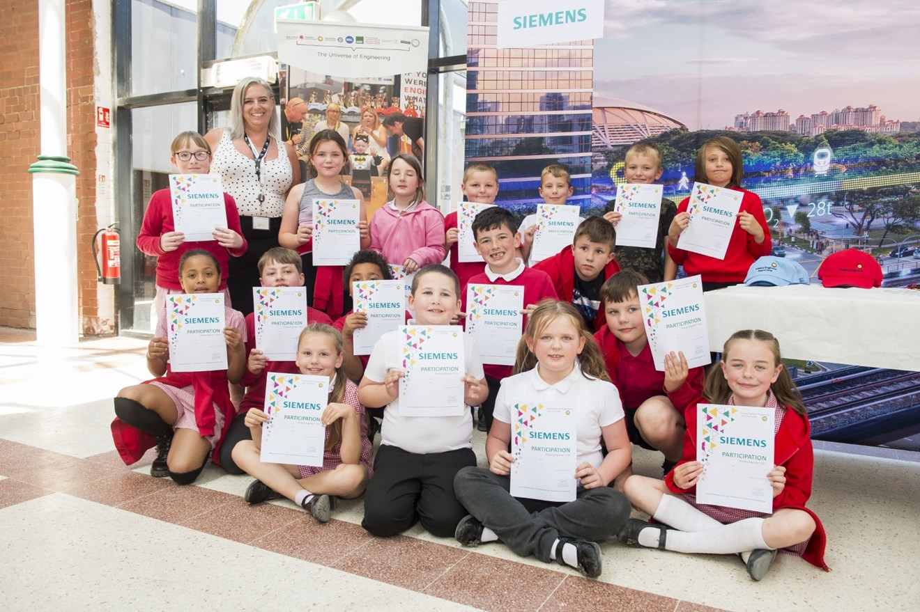 Siemens Mobility and partners celebrate primary school children’s engineering projects: Primary Engineer celebration event 2