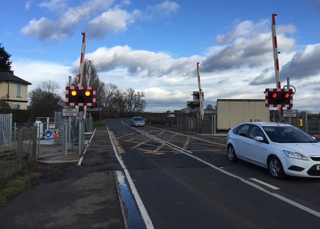 Chettisham level crossing red lights