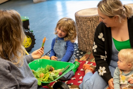 Tractor Tots. Photo © Ruth Armstrong (4)