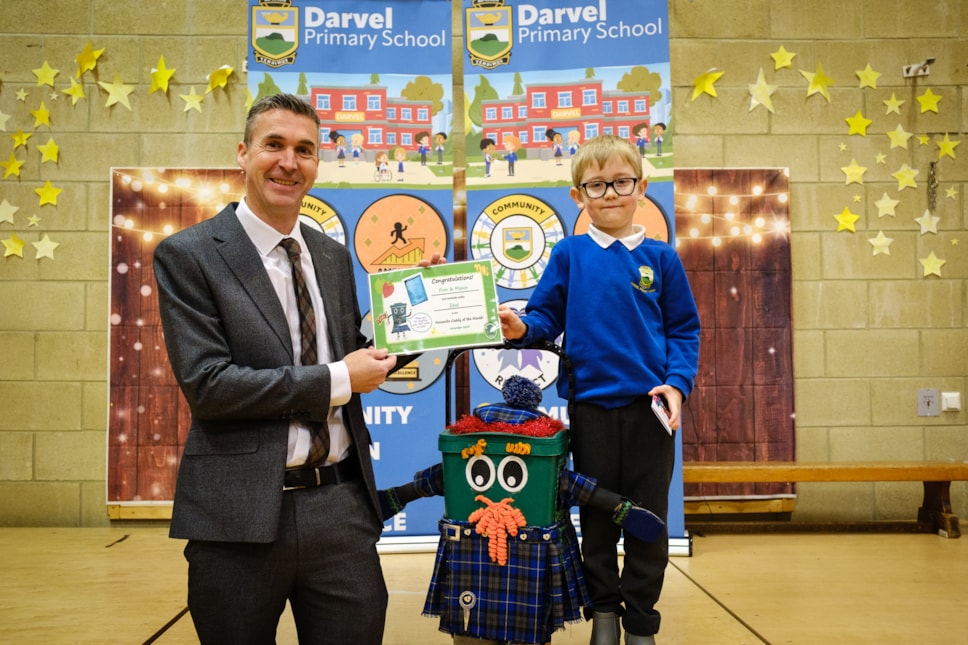 Cllr Barton with winner Mason from Darvel PS