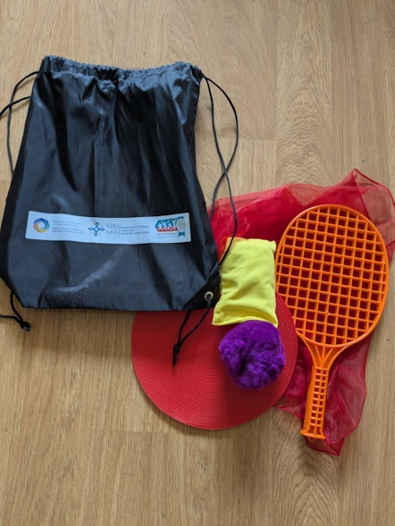 Activity bags 2 - bagiau gweithgaredd