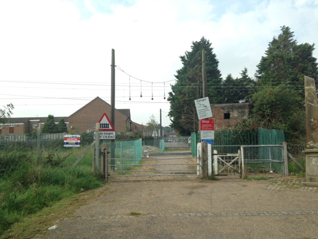 Slipe lane level crossing