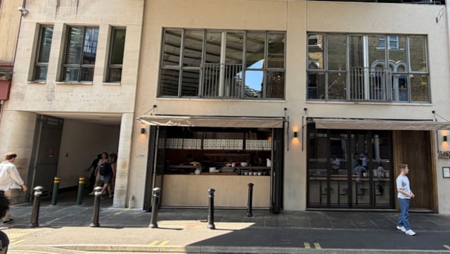 Network Rail announce multi-million pound deal to sell several property assets across London portfolio to The Arch Company: Bedale Street 3