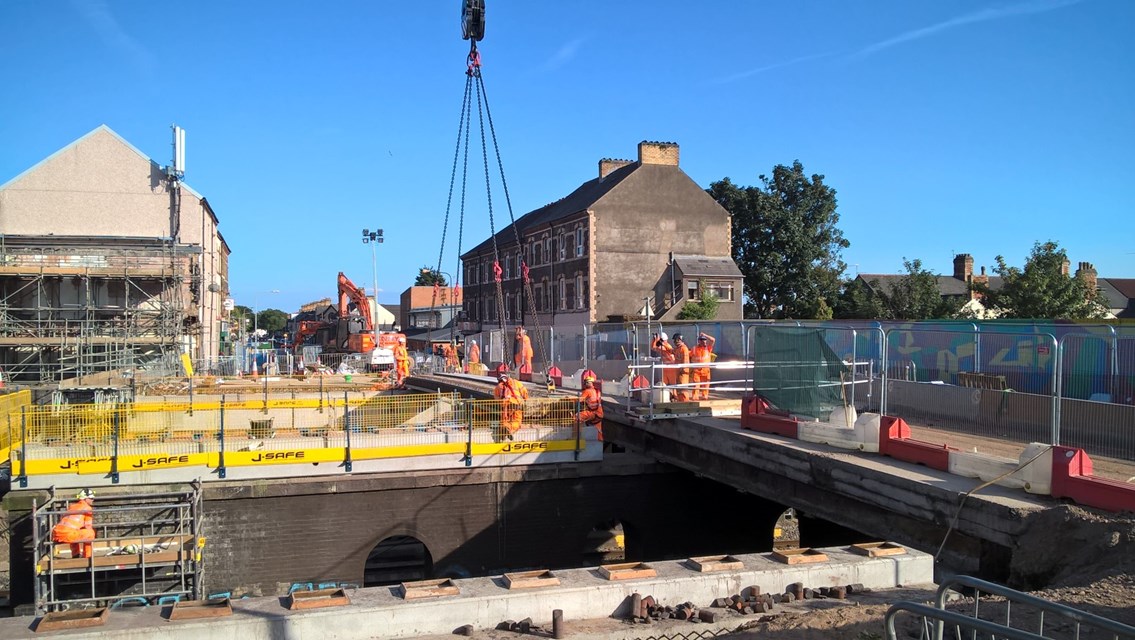 Carillion's smaller rail suppliers to be paid arrears: Splott Road Bridge demolition 270817 2