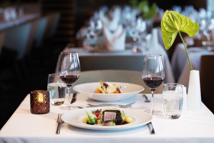 SHP Panorama Restaurant SotD INT 20433