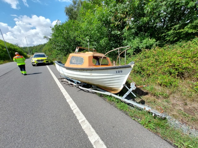 Abandoned boat National Highways