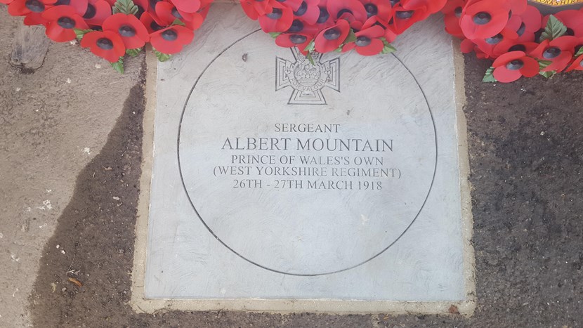 Heroic deeds of Garforth soldier awarded Victoria Cross during First World War recognised with paving stone tribute : pavingstoneshot-edited.jpg
