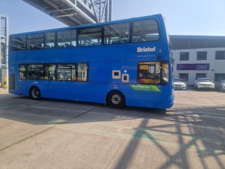 Bristol bus donation to Circular ArtSpace-3
