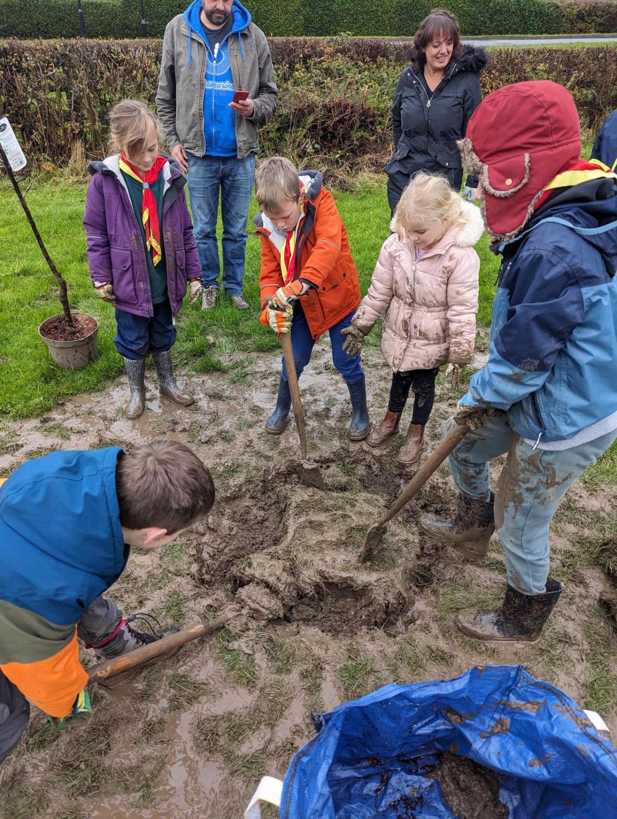 Tree planting with cubs at Colton Lane-2