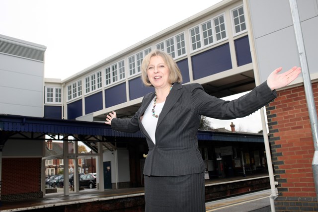 Theresa May MP at Twyford's new footbridge: Theresa May MP at Twyford's new footbridge