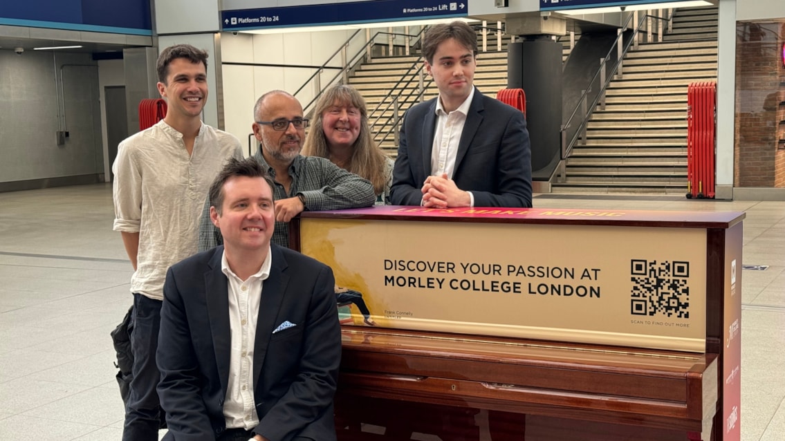 Take note! New piano installed at London Waterloo station with exciting Summer competitions and performances ahead: Unveiling of the Waterloo piano
