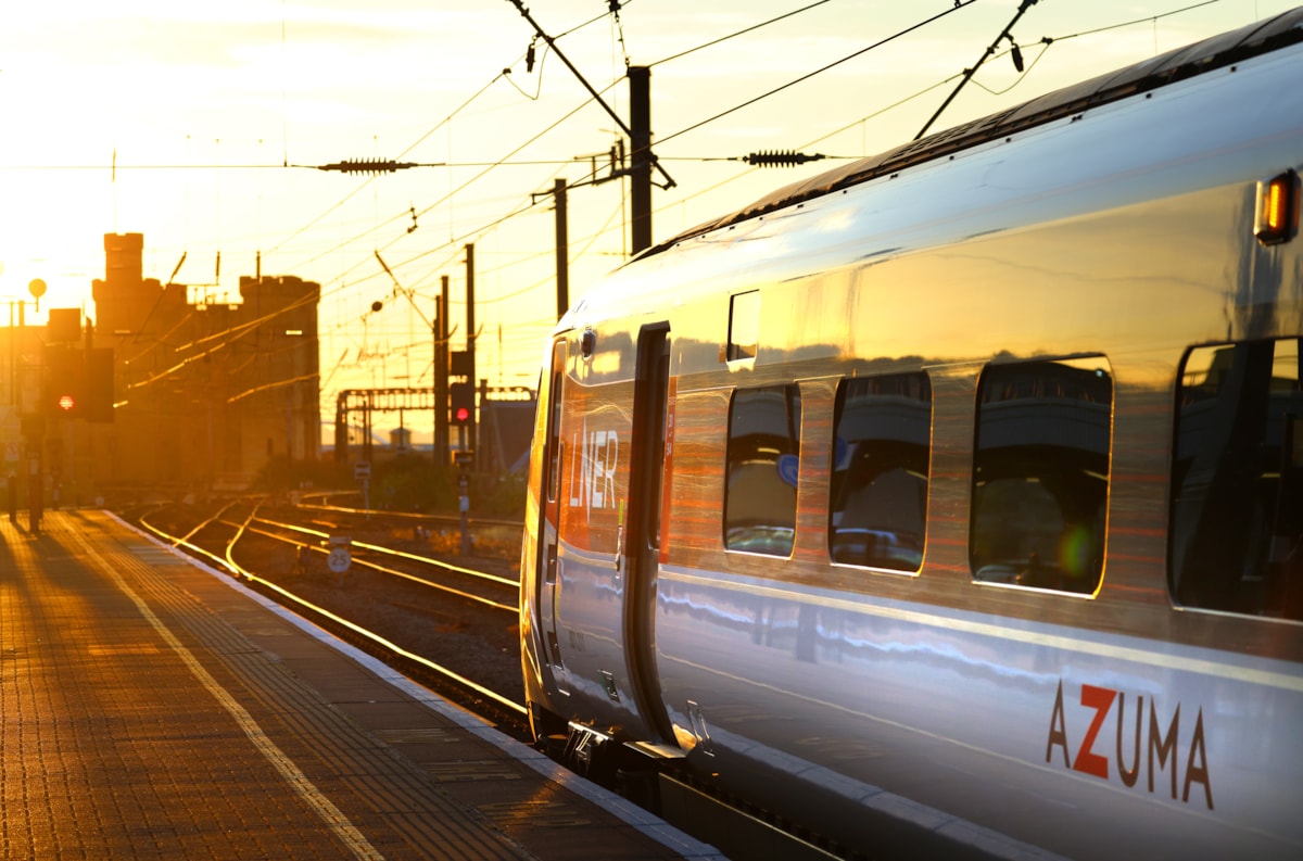 An LNER Azuma, a new dawn at Newcastle station (1), LNER