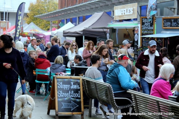 Exciting opportunity for ‘new’ Carmarthenshire traders to join artisan street markets for free: FF2