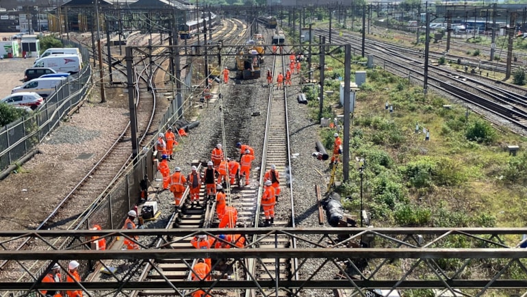 London Euston returns to full service following major track renewals
