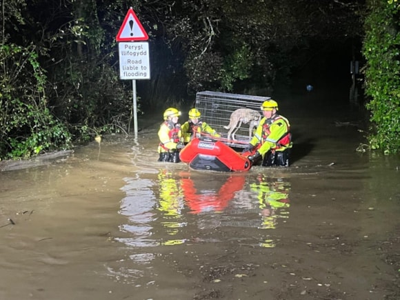 Kidwelly Flooding Rescue 01