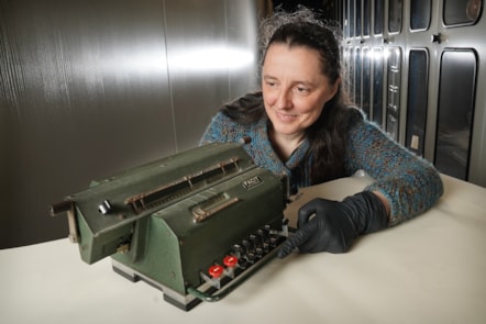 Dr Tacye Phillipson, Senior Curator of Modern Science at National Museums Scotland, with the Facit Model LX calculator 001 (2)